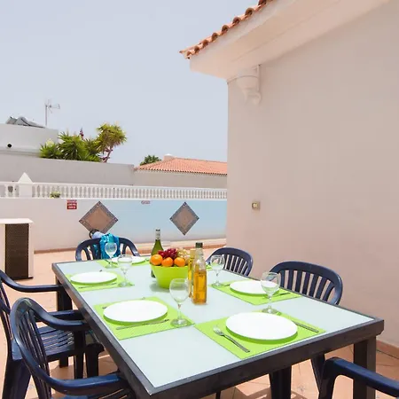 Villa Tranquil 4 Bedroom Callao Salvaje