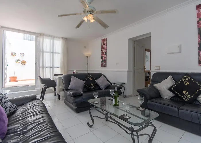 Tranquil 4 Bedroom *