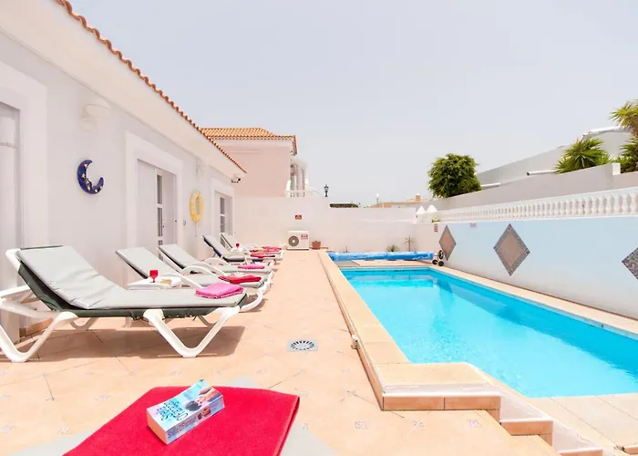 Tranquil 4 Bedroom Callao Salvaje