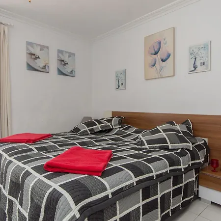 Tranquil 4 Bedroom ヴィラ カジャオ・サルバヘ