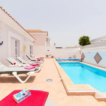 Tranquil 4 Bedroom Callao Salvaje