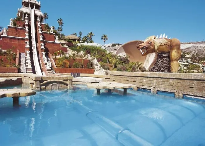 Tranquil 4 Bedroom Vila *