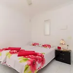 Tranquil 4 Bedroom *